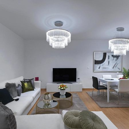 Elegant Apartment In Glyfada Athén Kültér fotó