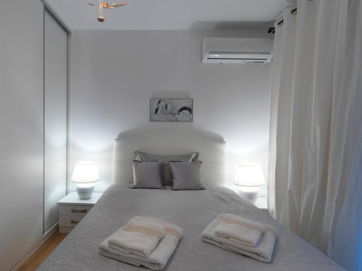 Elegant Apartment In Glyfada Athén Kültér fotó