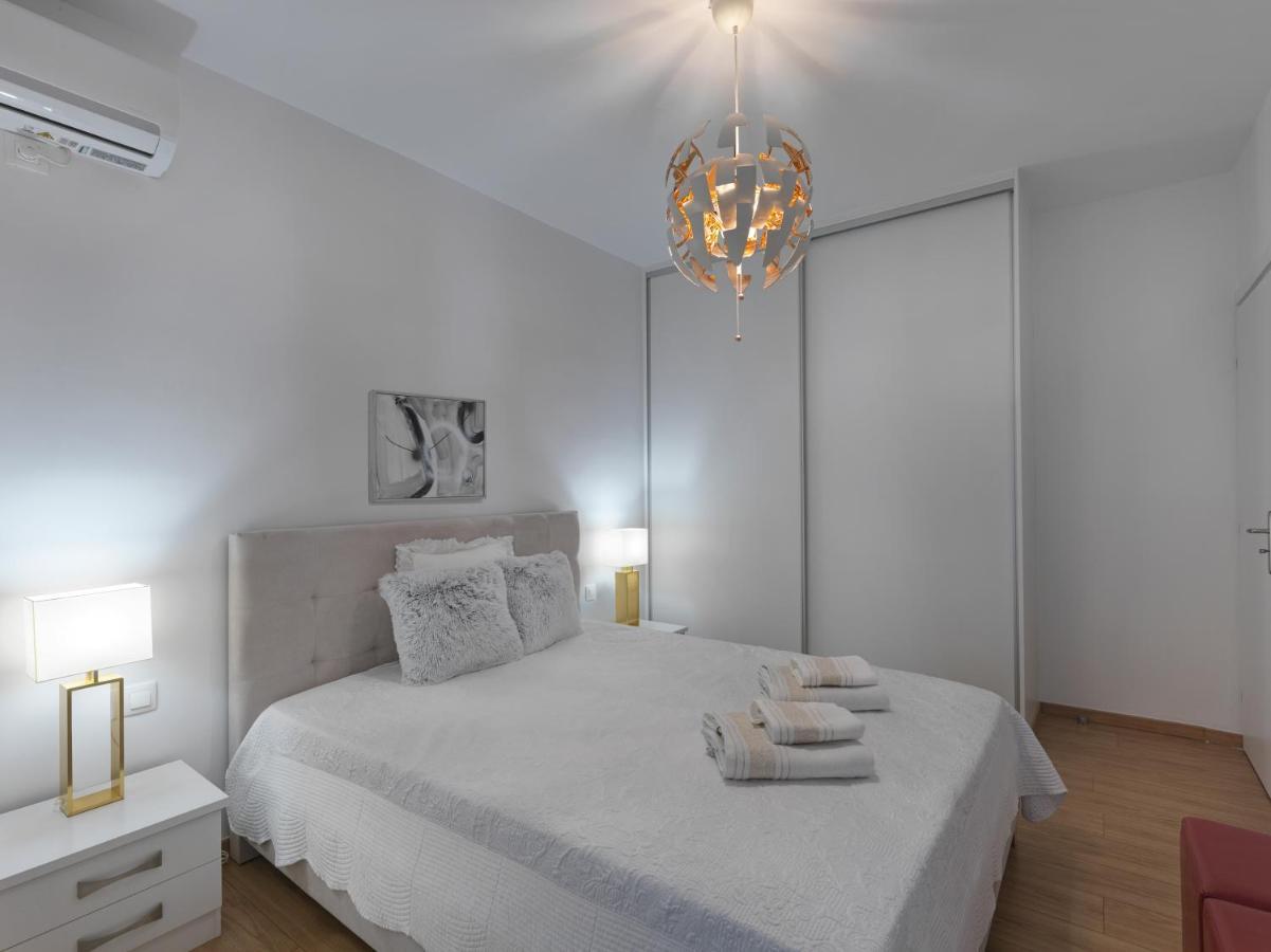 Elegant Apartment In Glyfada Athén Kültér fotó