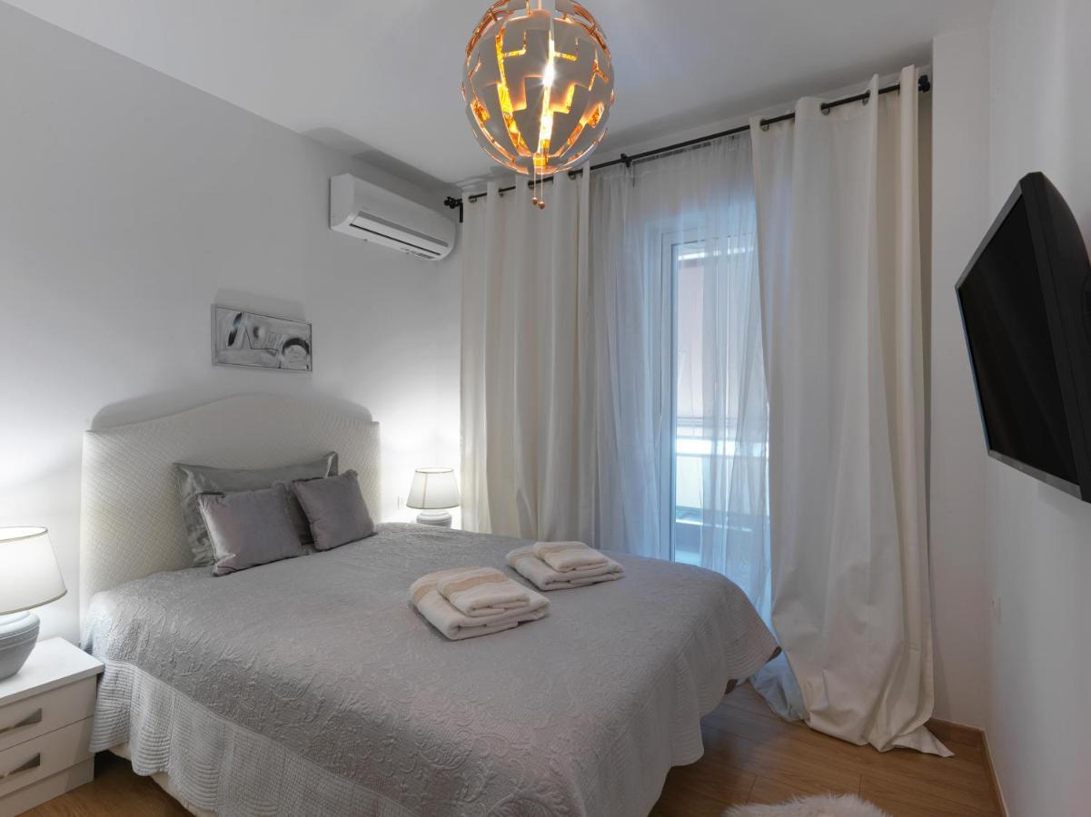 Elegant Apartment In Glyfada Athén Kültér fotó